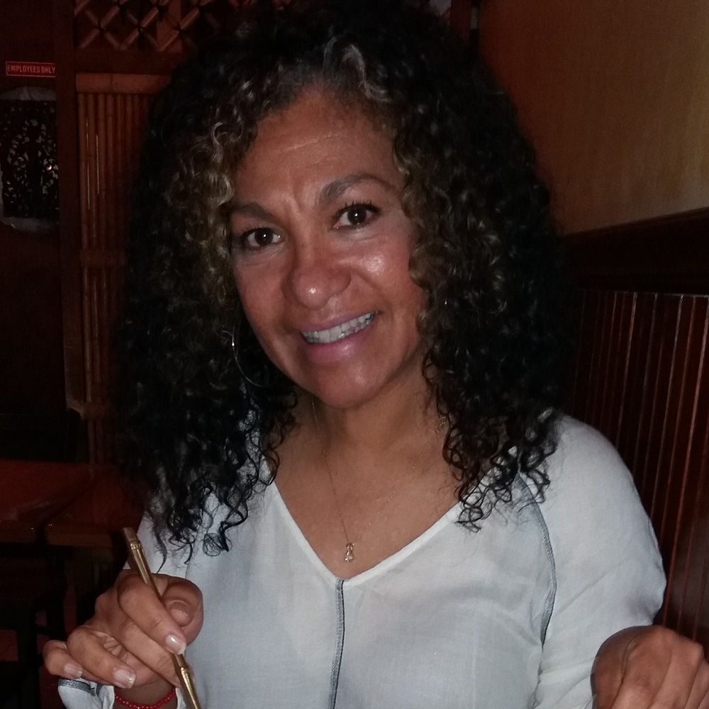 Meet your Posher, Denise